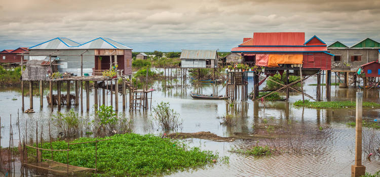 Village flottant sur le Lac Tonle Sap