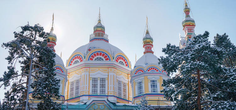 La Cathédrale colorée de Zenkov