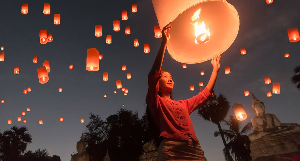 Loy Krathong et Yi Peng Festival