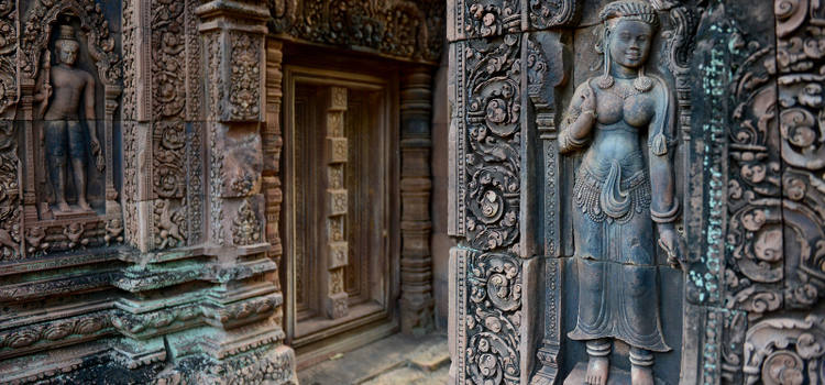 Les détails délicats à Banteay Srei