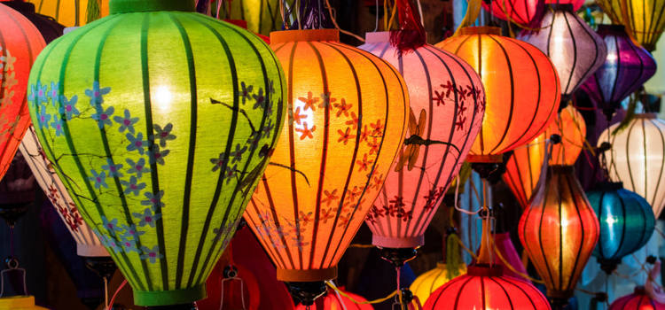 La fabrication de lanternes est un art traditionnel ancien à Hoi An