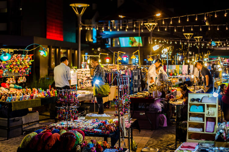 Marché de nuit à Chiang Mai