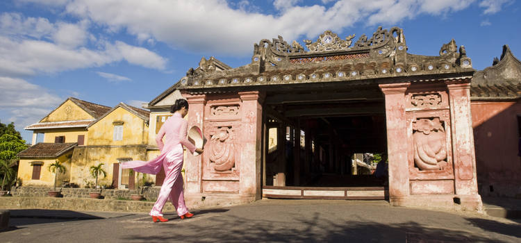 le pont couvert japonais à Hoi An
